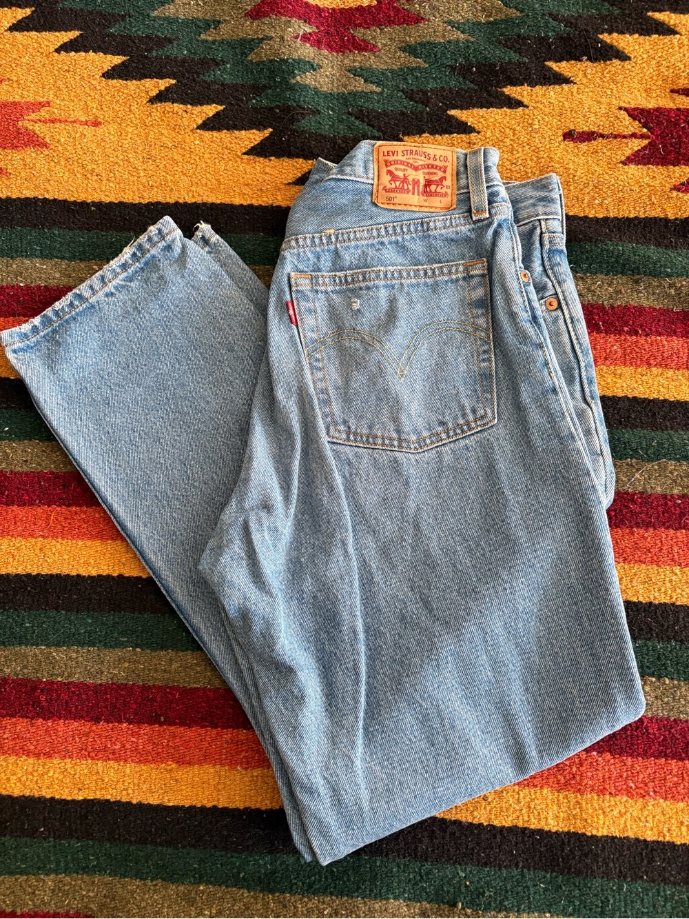 Levi's Women's Light Blue Relaxed Fit Jeans